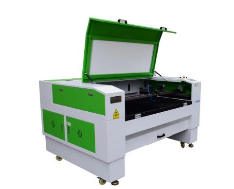 數(shù)碼印花激光切割機(jī)的特點(diǎn)有哪些？